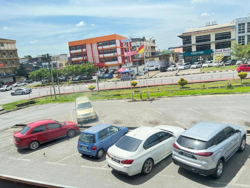 Mega Inn Sri Aman Simanggang Eksteriør billede
